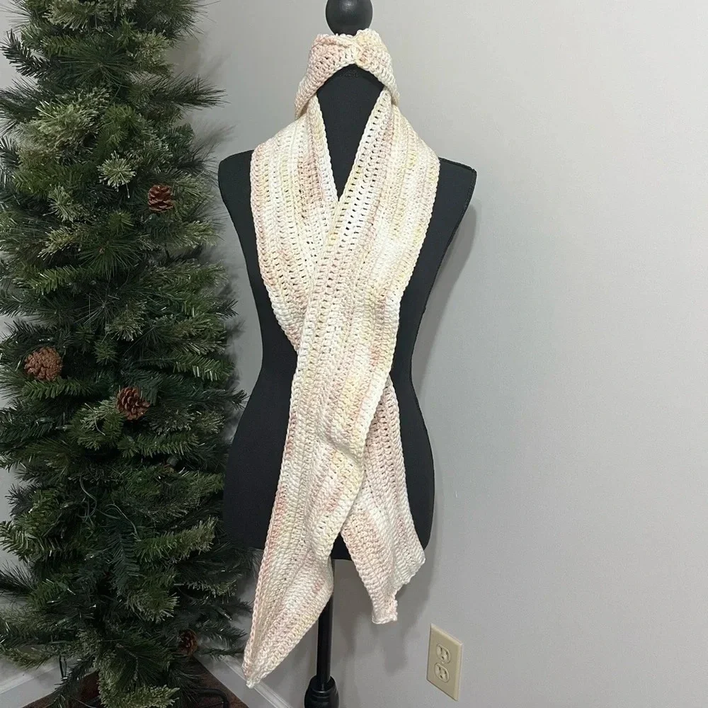 NWT Handmade, crocheted winter weather set. Round scarf, headband, and mittens.